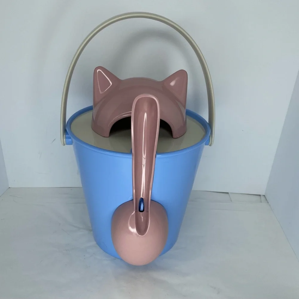 Stefano Giavannoni United Pets Pink Cat Blue Storage Container With Lid & Scoop